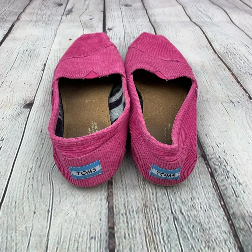 TOMS Women's Pink Corduroy Slip-On Loafer Flats Size 8